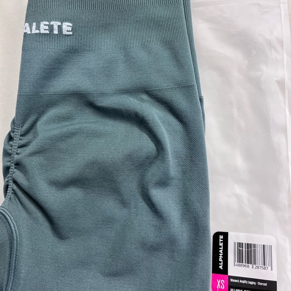 TRADE ONLY - Alphalete amplify charcoal xs - Picture 1 of 1
